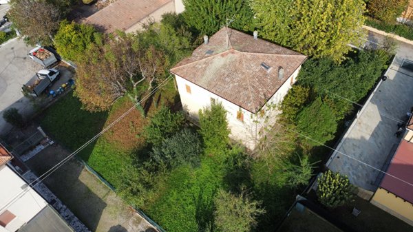 villa in vendita a Castelnuovo Rangone