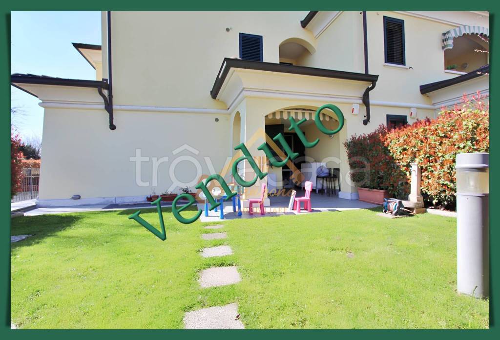 appartamento in vendita a Castelnuovo Rangone in zona Montale Rangone