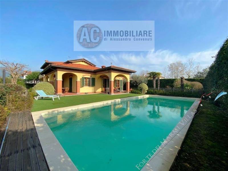 casa indipendente in vendita a Castelnuovo Rangone