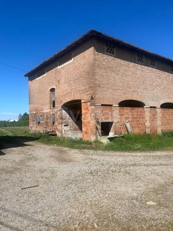 casa indipendente in vendita a Castelnuovo Rangone in zona Cavidole