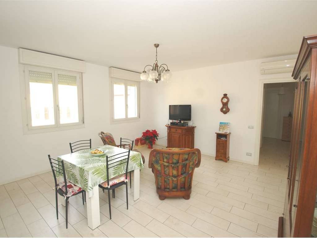 appartamento in vendita a Castelnuovo Rangone in zona Montale Rangone
