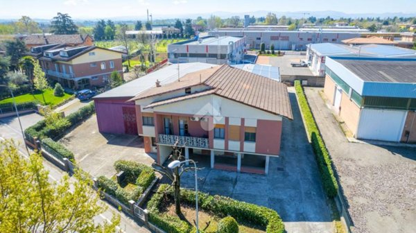 casa indipendente in vendita a Castelnuovo Rangone