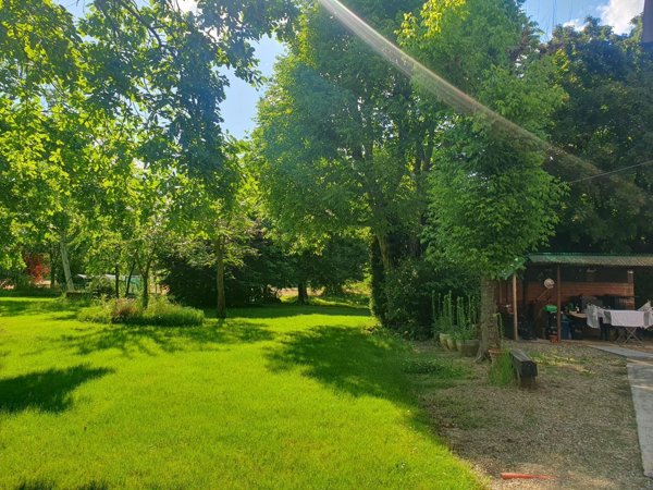 pentavano in vendita a Castelnuovo Rangone