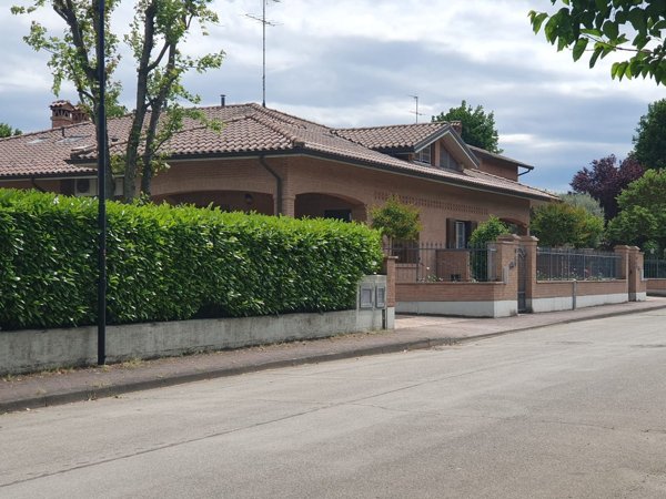 casa indipendente in vendita a Castelnuovo Rangone