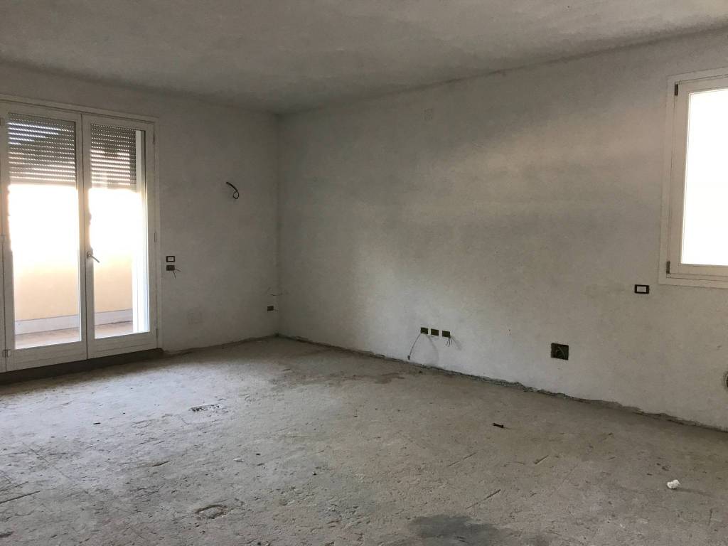 casa indipendente in vendita a Castelnuovo Rangone in zona Montale Rangone