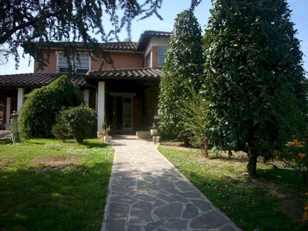 casa indipendente in vendita a Castelnuovo Rangone