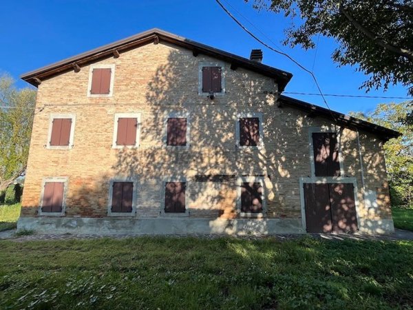 casale in vendita a Castelnuovo Rangone