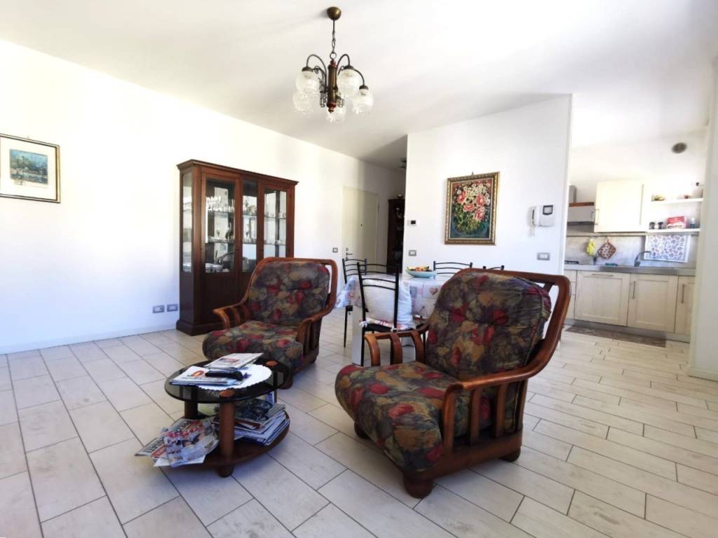 appartamento in vendita a Castelnuovo Rangone in zona Montale Rangone