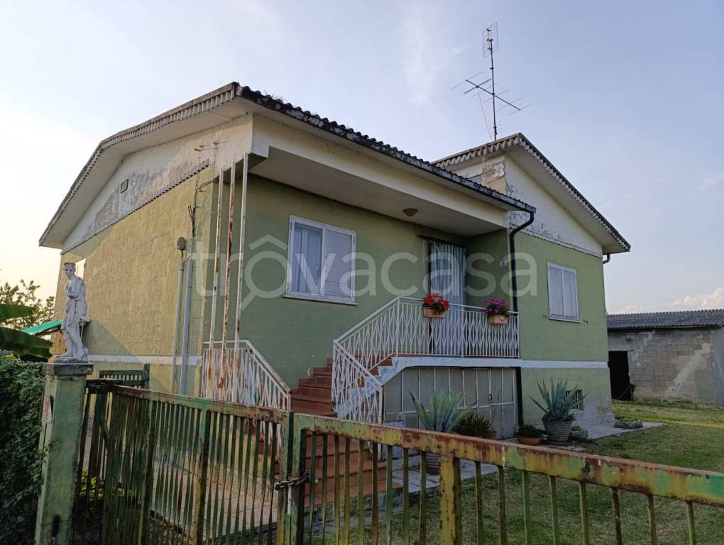 casa indipendente in vendita a Castelnuovo Rangone