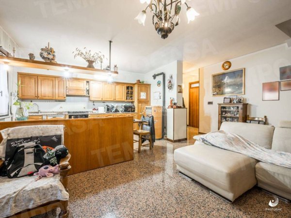 casa indipendente in vendita a Castelnuovo Rangone