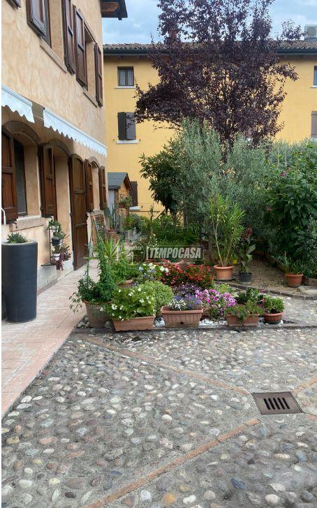 casa indipendente in vendita a Castelnuovo Rangone