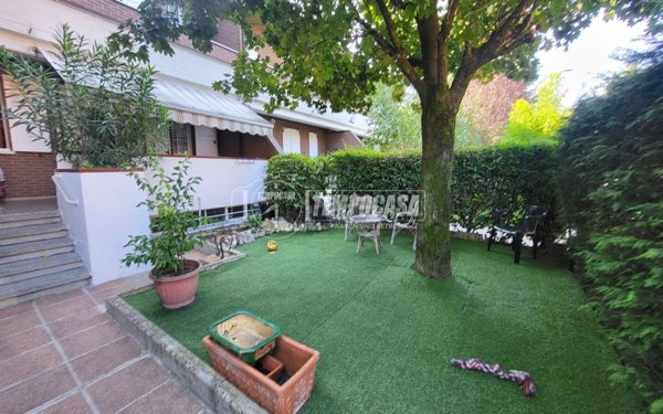 casa indipendente in vendita a Castelnuovo Rangone