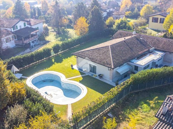 casa indipendente in vendita a Castelnuovo Rangone in zona Montale Rangone