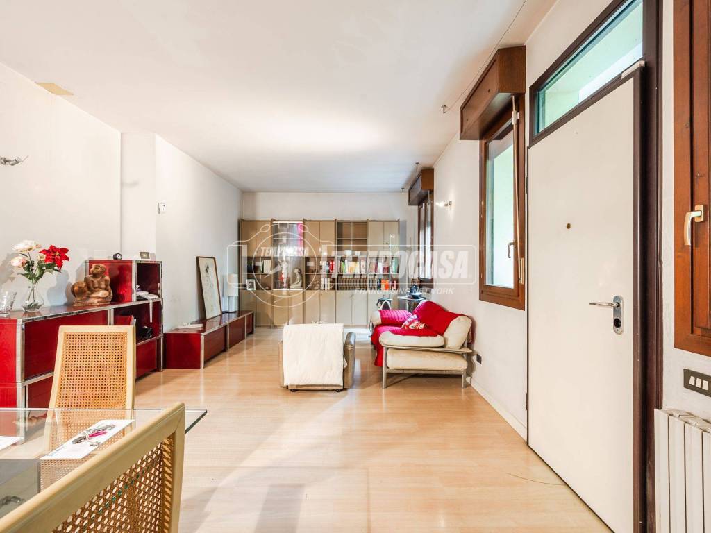 casa indipendente in vendita a Castelnuovo Rangone