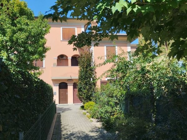 appartamento in vendita a Castelnuovo Rangone in zona Montale Rangone