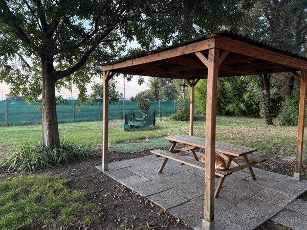 casale in vendita a Castelnuovo Rangone in zona Montale Rangone