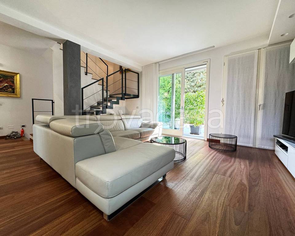 casa indipendente in vendita a Castelnuovo Rangone