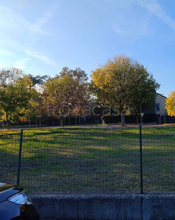 terreno edificabile in vendita a Castelnuovo Rangone