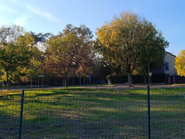 terreno edificabile in vendita a Castelnuovo Rangone