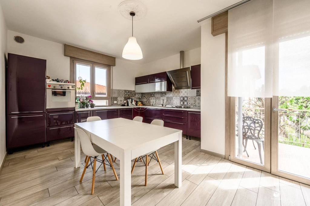 casa indipendente in vendita a Castelnuovo Rangone in zona Montale Rangone