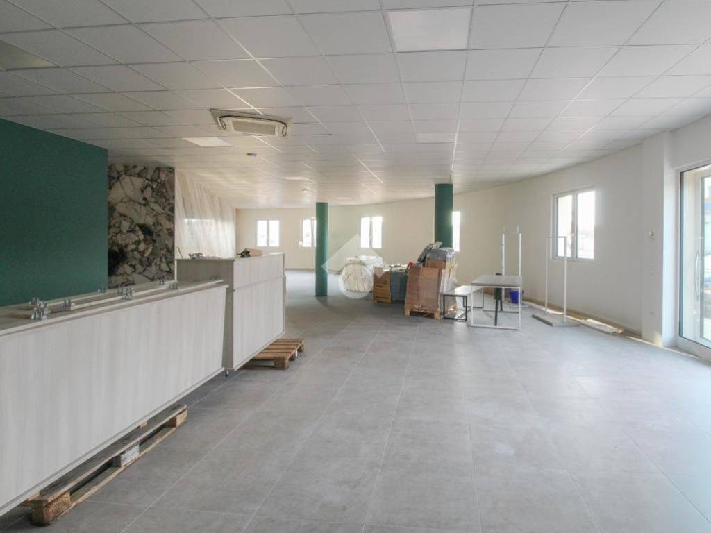 ufficio in vendita a Castelnuovo Rangone
