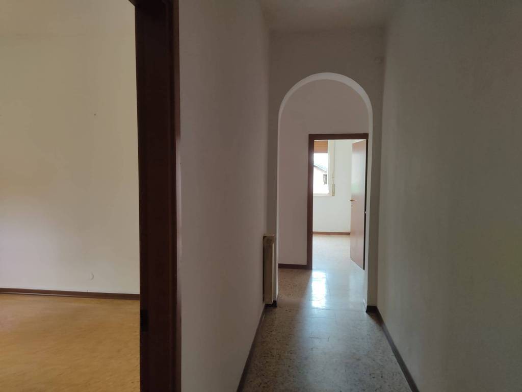 casa indipendente in vendita a Castelnuovo Rangone in zona Montale Rangone