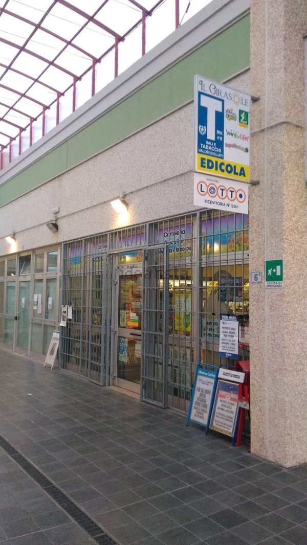 negozio in vendita a Castelnuovo Rangone