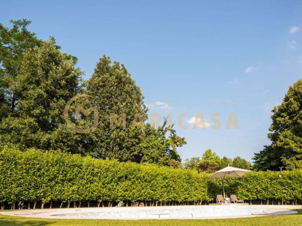 casa indipendente in vendita a Castelnuovo Rangone in zona Montale Rangone