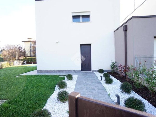 casa indipendente in vendita a Castelnuovo Rangone