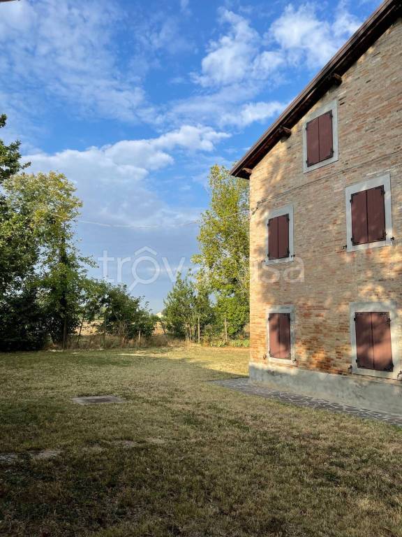 casa indipendente in vendita a Castelnuovo Rangone in zona Montale Rangone