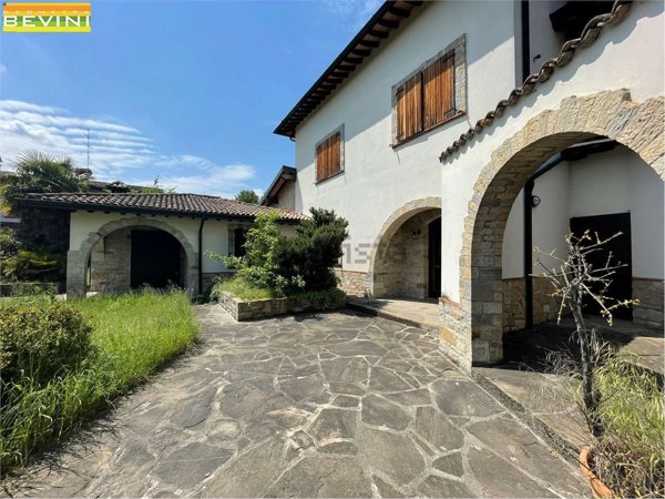 casa indipendente in vendita a Castelnuovo Rangone