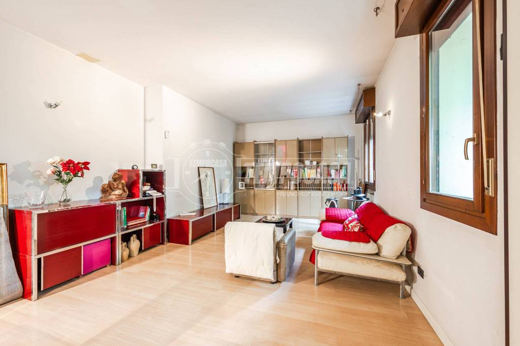 casa indipendente in vendita a Castelnuovo Rangone