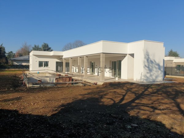 casa indipendente in vendita a Castelnuovo Rangone in zona Montale Rangone