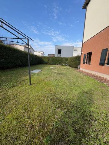 appartamento in vendita a Castelnuovo Rangone in zona Montale Rangone