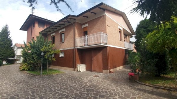 casa indipendente in vendita a Castelnuovo Rangone in zona San Lorenzo