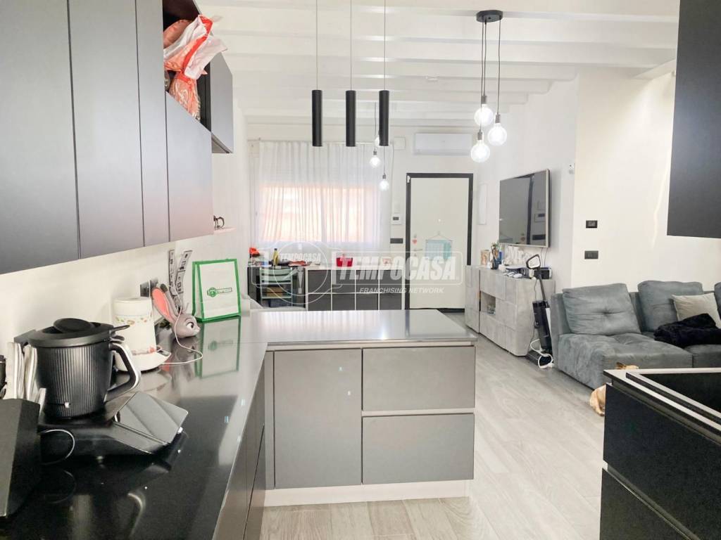 casa indipendente in vendita a Castelnuovo Rangone