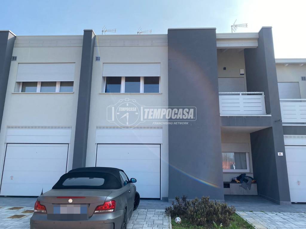 casa indipendente in vendita a Castelnuovo Rangone