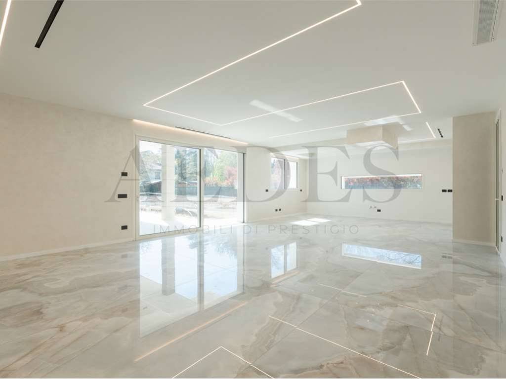 casa indipendente in vendita a Castelnuovo Rangone in zona Montale Rangone