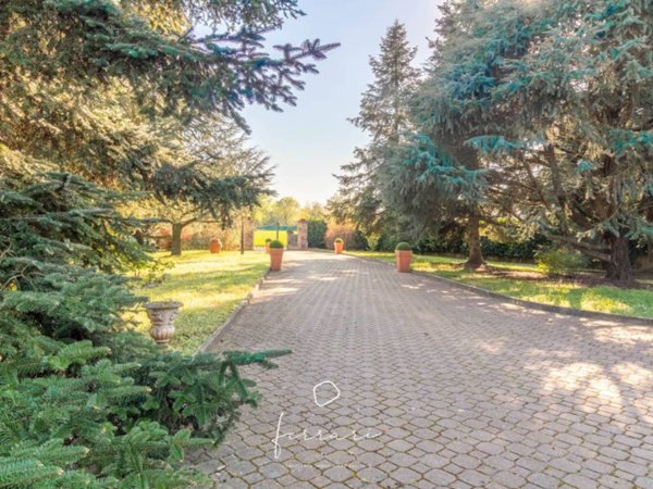 casa indipendente in vendita a Castelnuovo Rangone in zona Montale Rangone