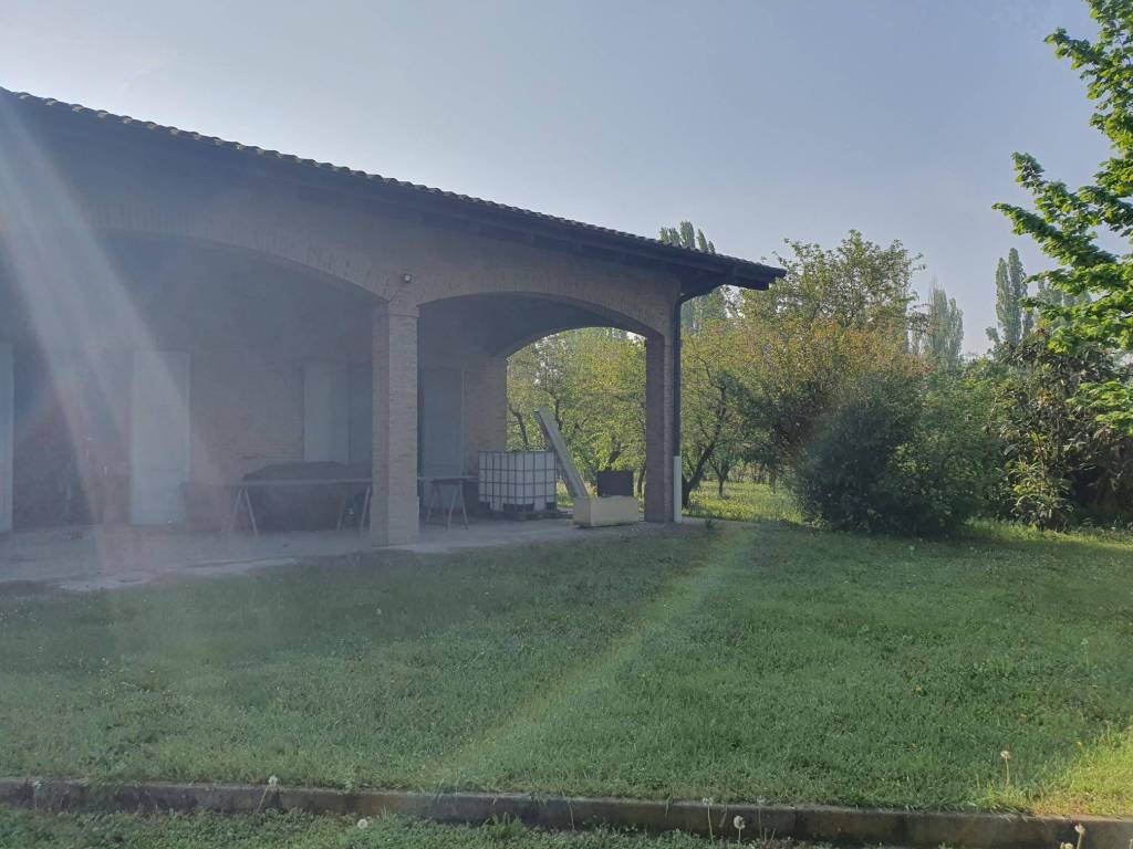 casa indipendente in vendita a Castelnuovo Rangone
