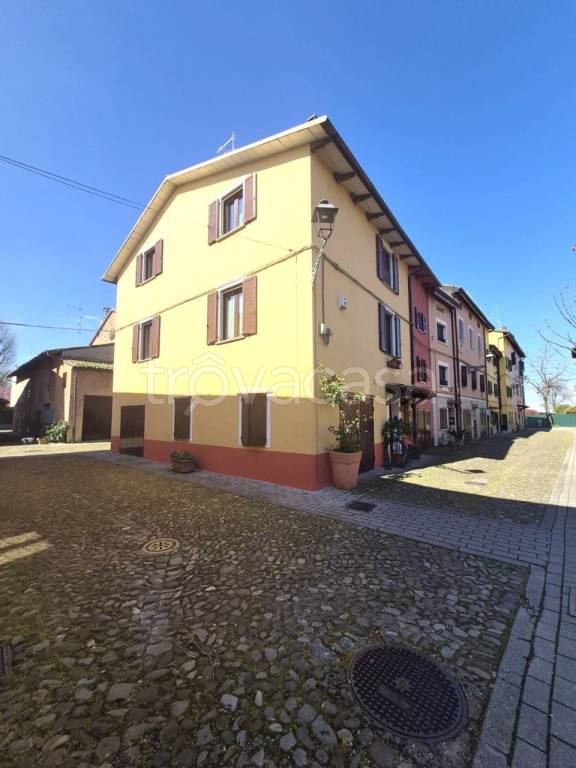 casa indipendente in vendita a Castelnuovo Rangone