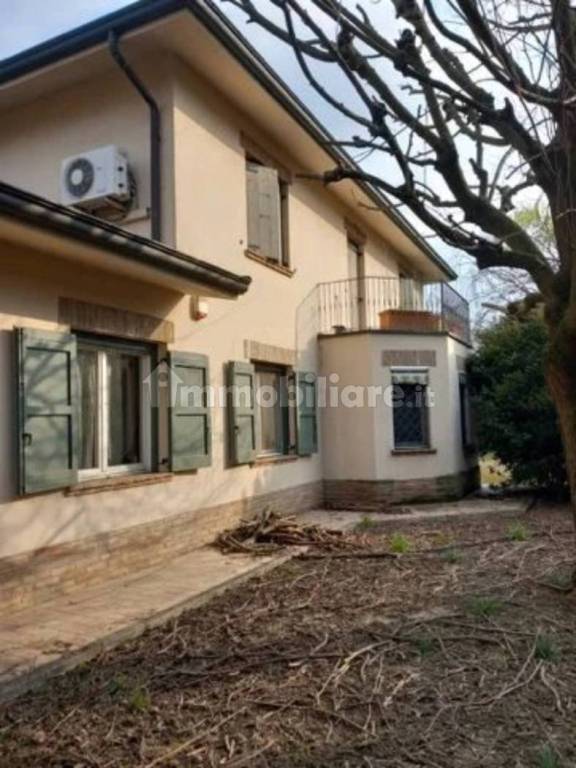 casa indipendente in vendita a Castelnuovo Rangone in zona Montale Rangone