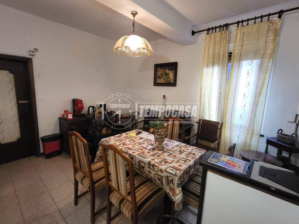 appartamento in vendita a Castelnuovo Rangone in zona Montale Rangone
