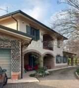 casa indipendente in vendita a Castelnuovo Rangone in zona Montale Rangone