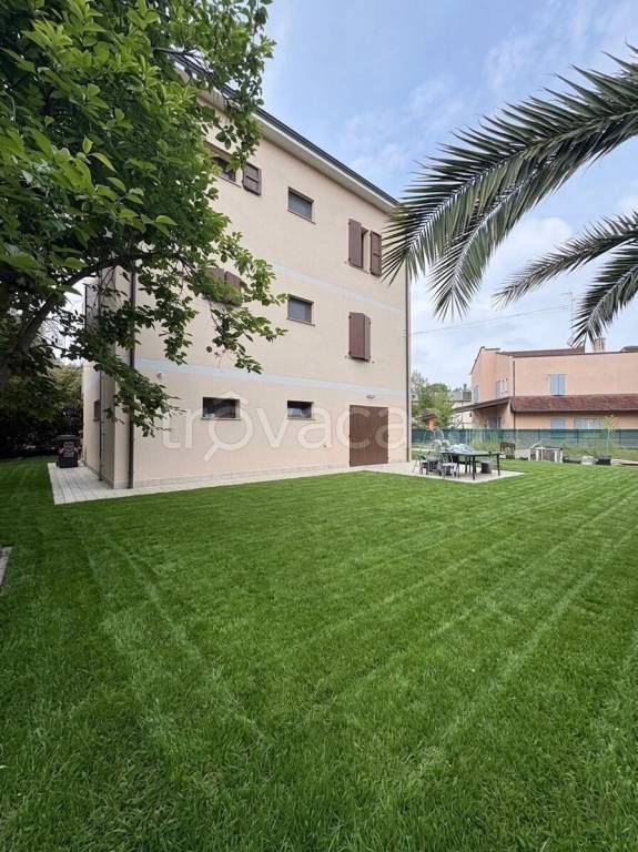 casa indipendente in vendita a Castelnuovo Rangone