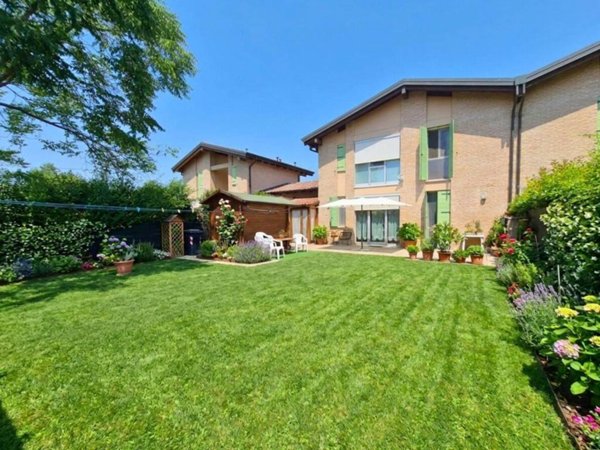casa indipendente in vendita a Castelnuovo Rangone