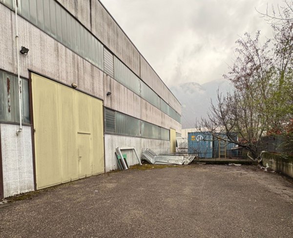 negozio in vendita a Castelnuovo Rangone