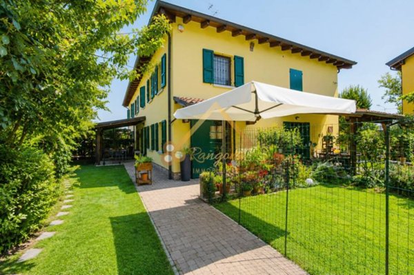 casa indipendente in vendita a Castelnuovo Rangone in zona Cavidole