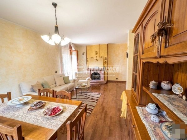 casa indipendente in vendita a Castelnuovo Rangone in zona Montale Rangone
