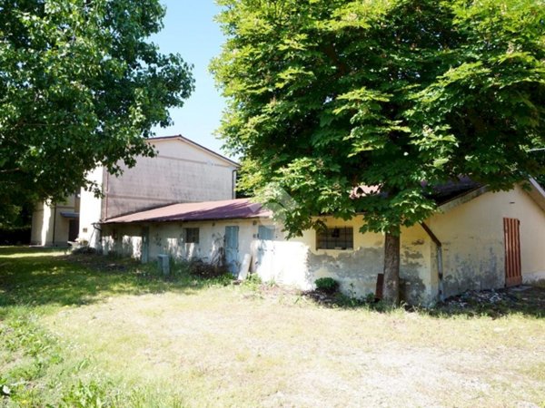 casa indipendente in vendita a Castelnuovo Rangone in zona Cavidole